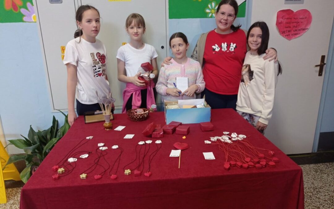 Prodajna izložba UZ Brezice povodom Valentinova
