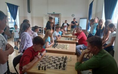 Šahovski dvoboj za pamćenje: Učitelji protiv osmaša