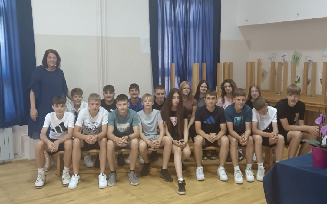 Uz svjedodžbe, nagrade i lijepe želje ispraćena generacija osmaša