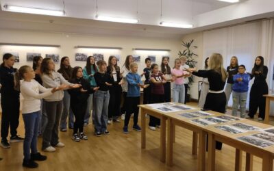Brezice pjesmom uveličale otvorenje izložbe povodom 240. obljetnice školstva u Ravnoj Gori